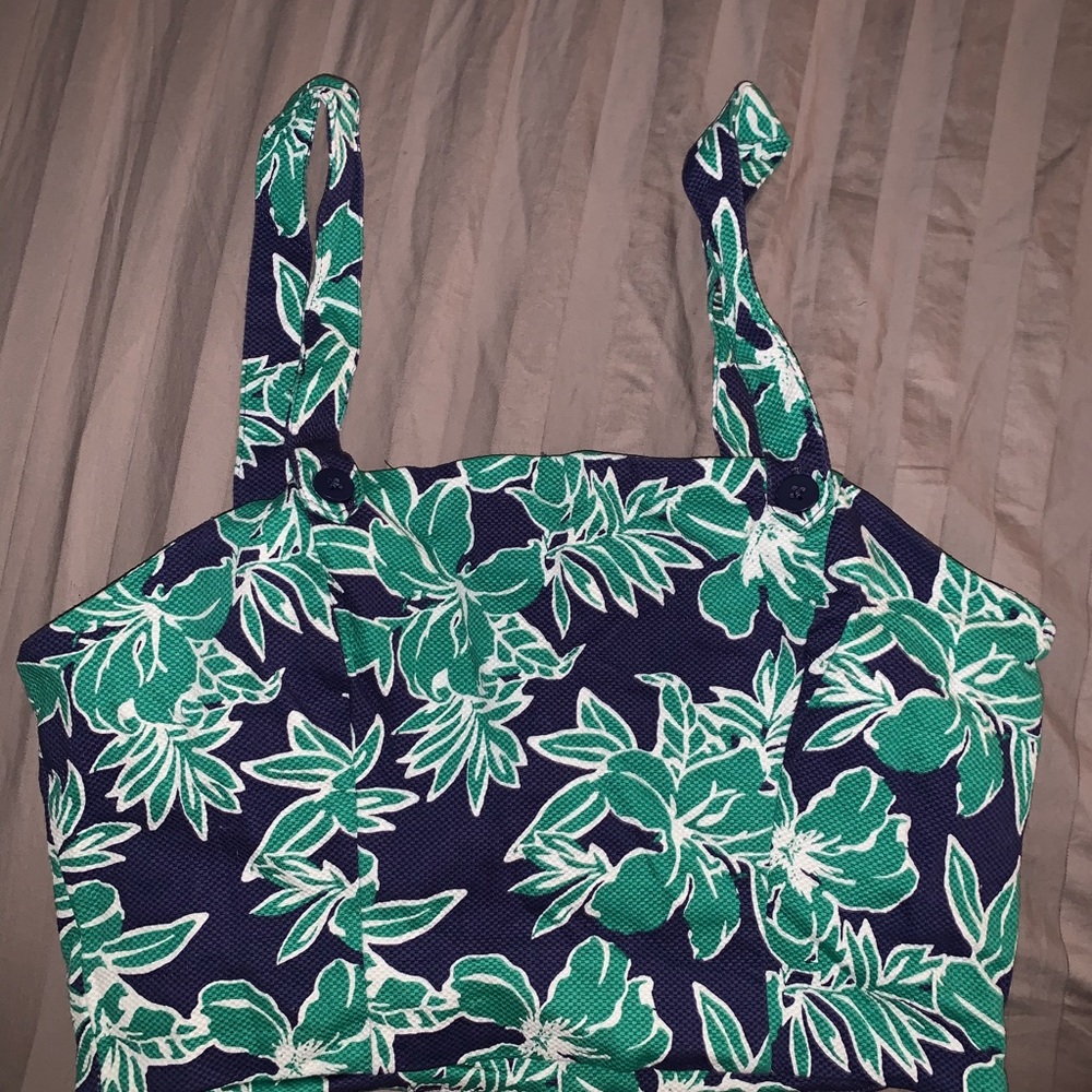 Forever21 Dark navy blue and green cropped tank